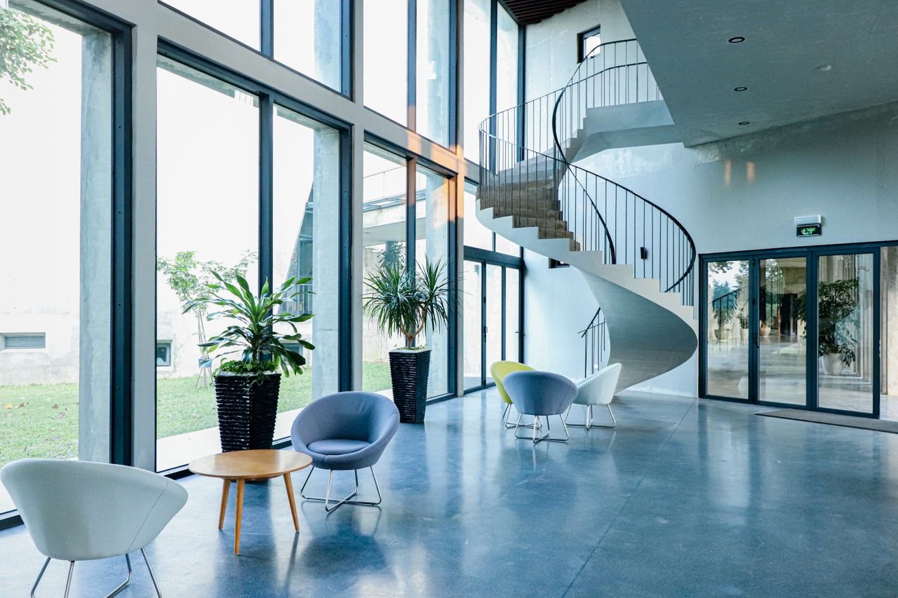 Communal area cleaning service for shared buildings