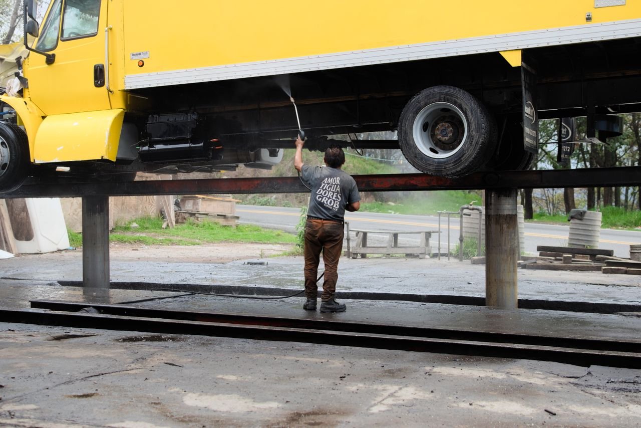 Professional transport cleaning service