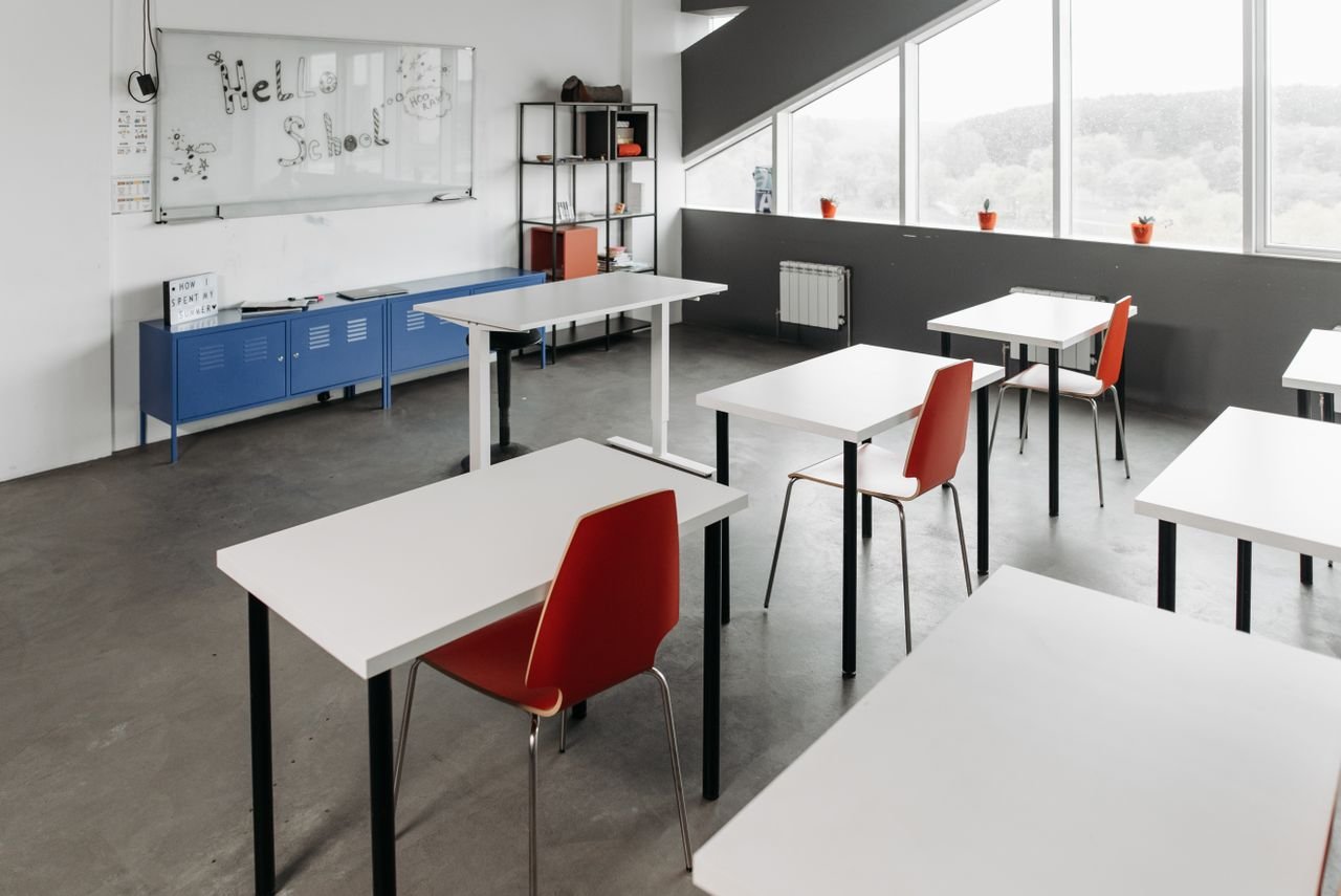 School and nursery cleaning service